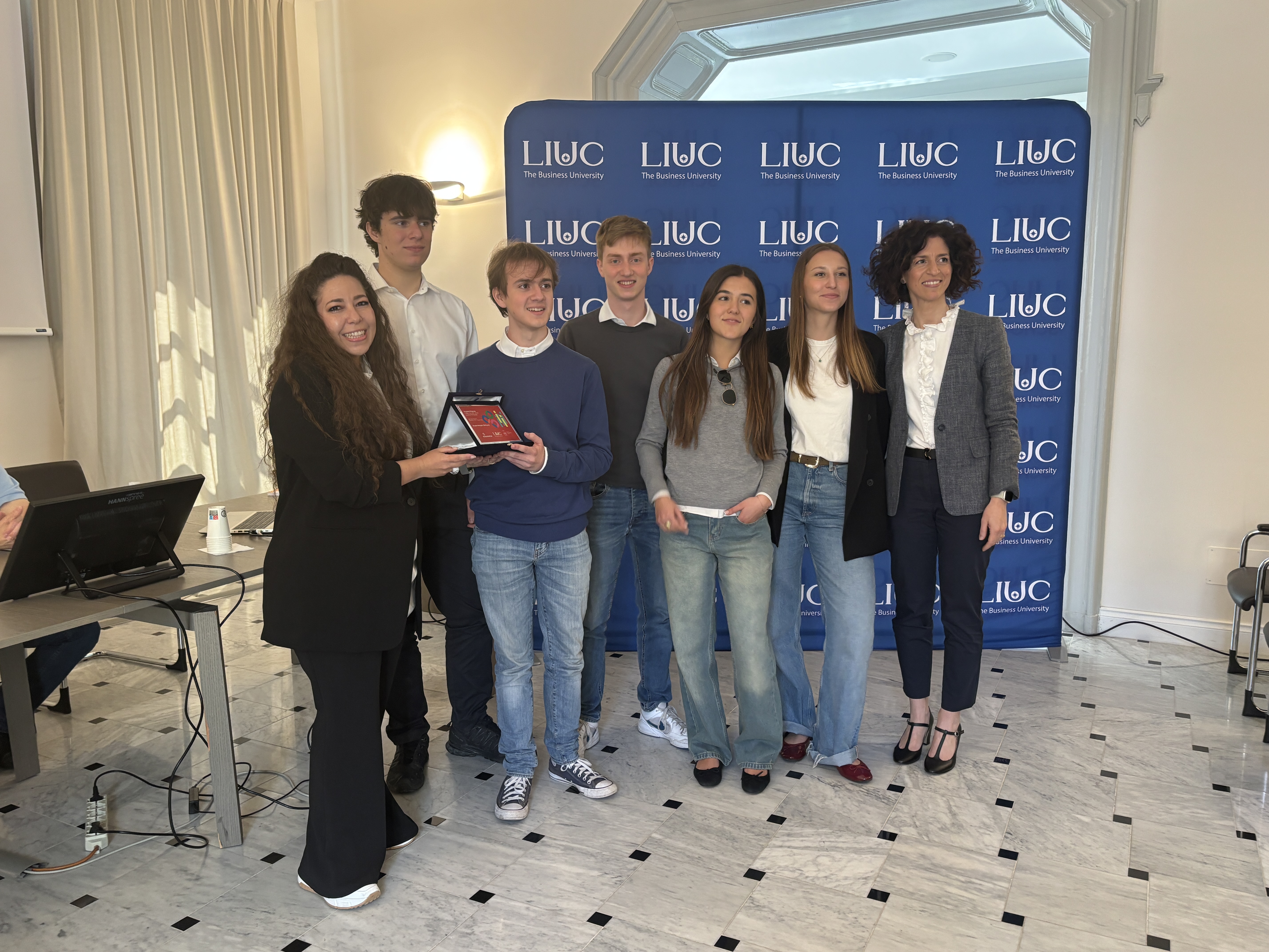 “A scuola d’impresa” celebra il talento dei giovani studenti partecipanti all’edizione 2024/2025: un video che ripercorre la storia della progettazione ingegneristica MAIRE firmato Liceo Malpighi
