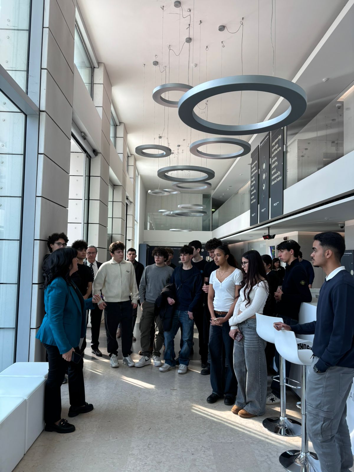 “At Business School”: let's do it again. A journey through engineering design yesterday, today and tomorrow